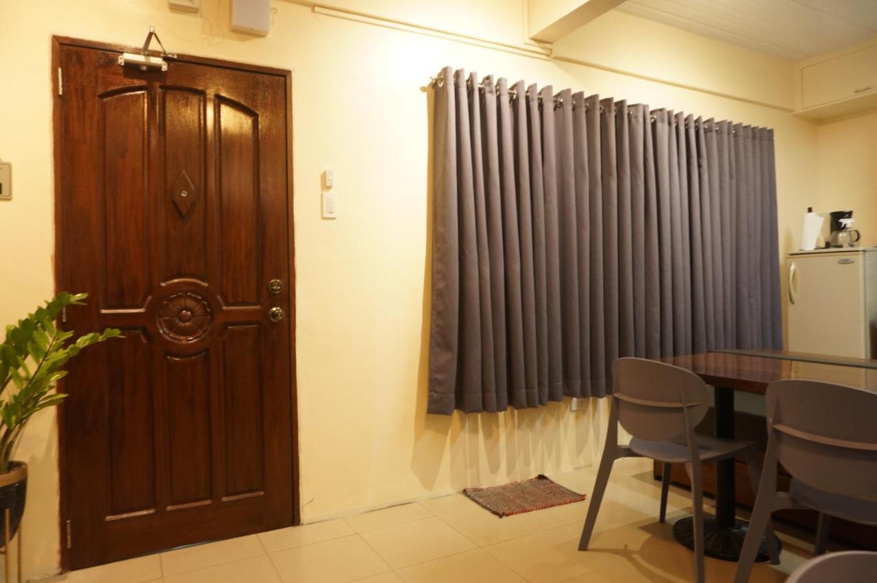 Mint Homes In Cev Mansion Manila Exterior photo